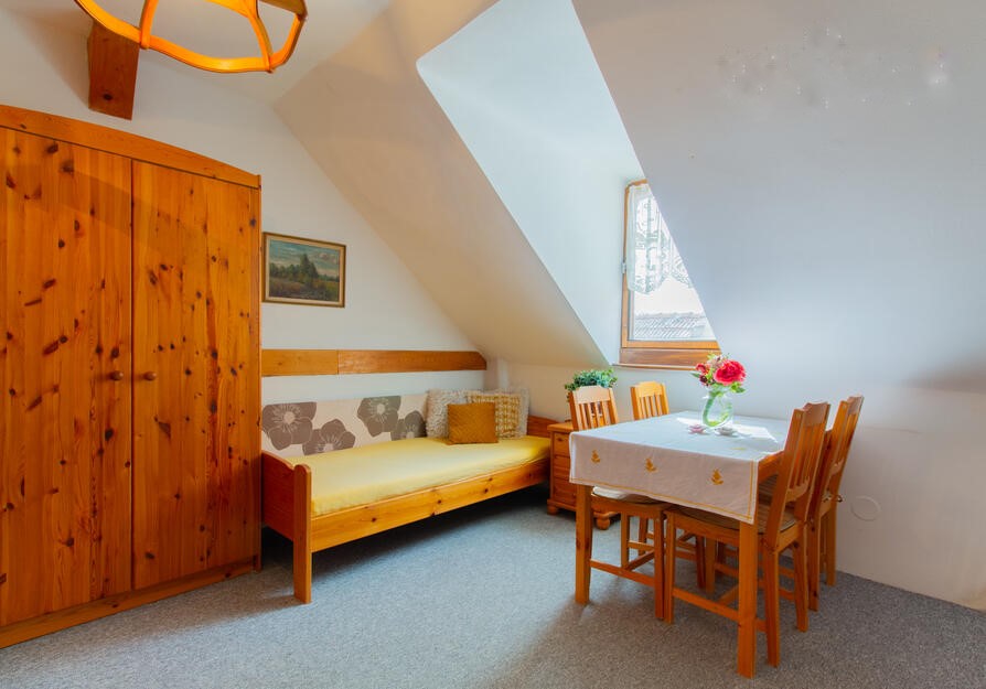 642b3f87da4306_54062069_894x625